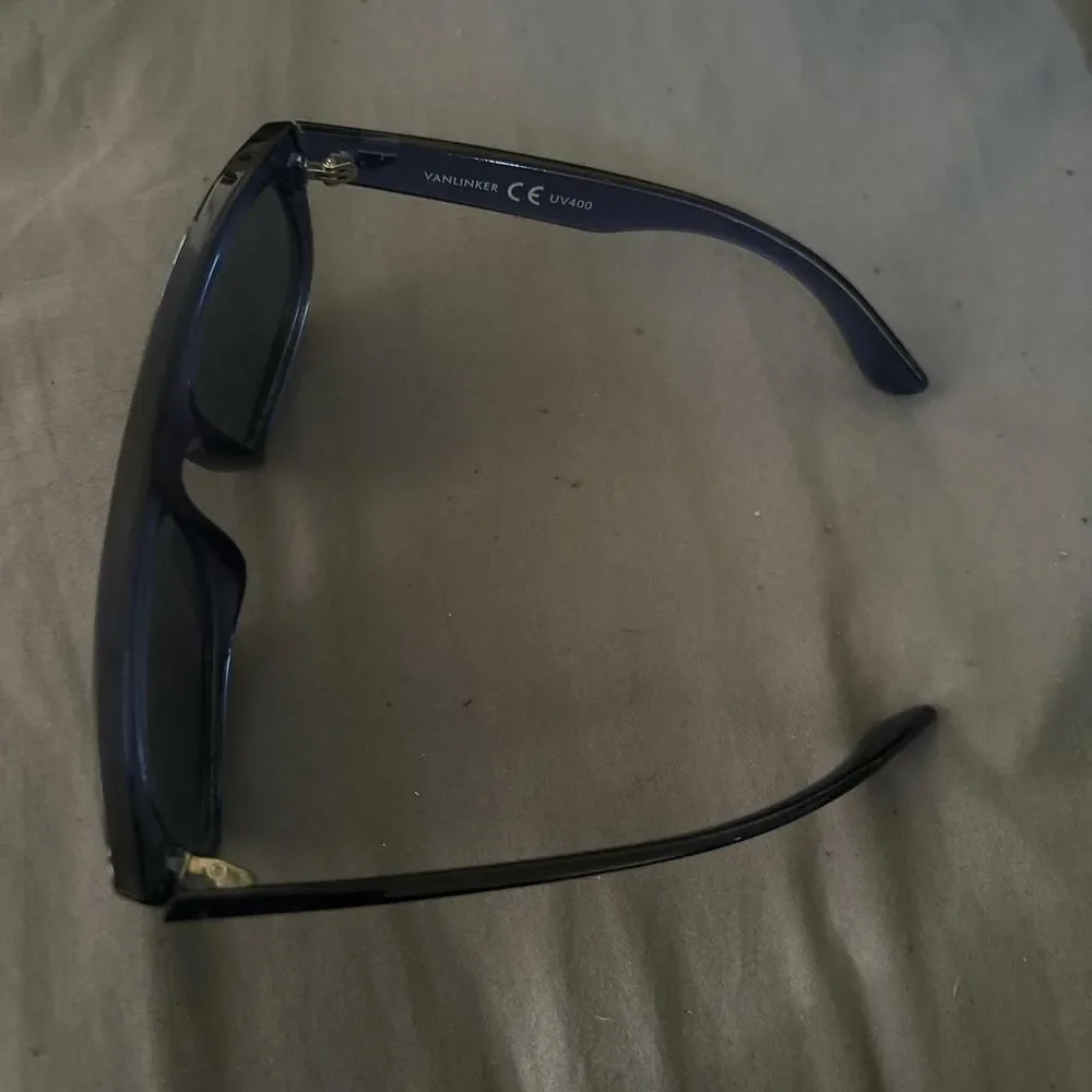 Unbranded Men's Black and Navy Sunglasses